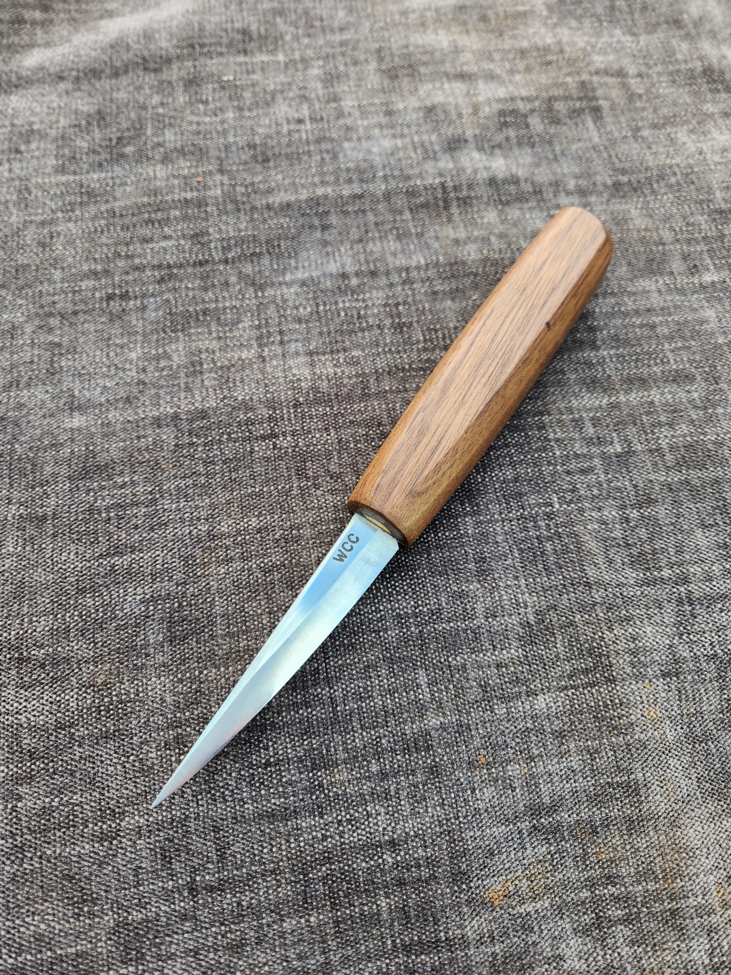 "Valkyrie" 85mm Traditional Sloyd - American Walnut