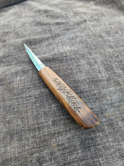 "Valkyrie" 85mm Traditional Sloyd - American Walnut - Floral Design