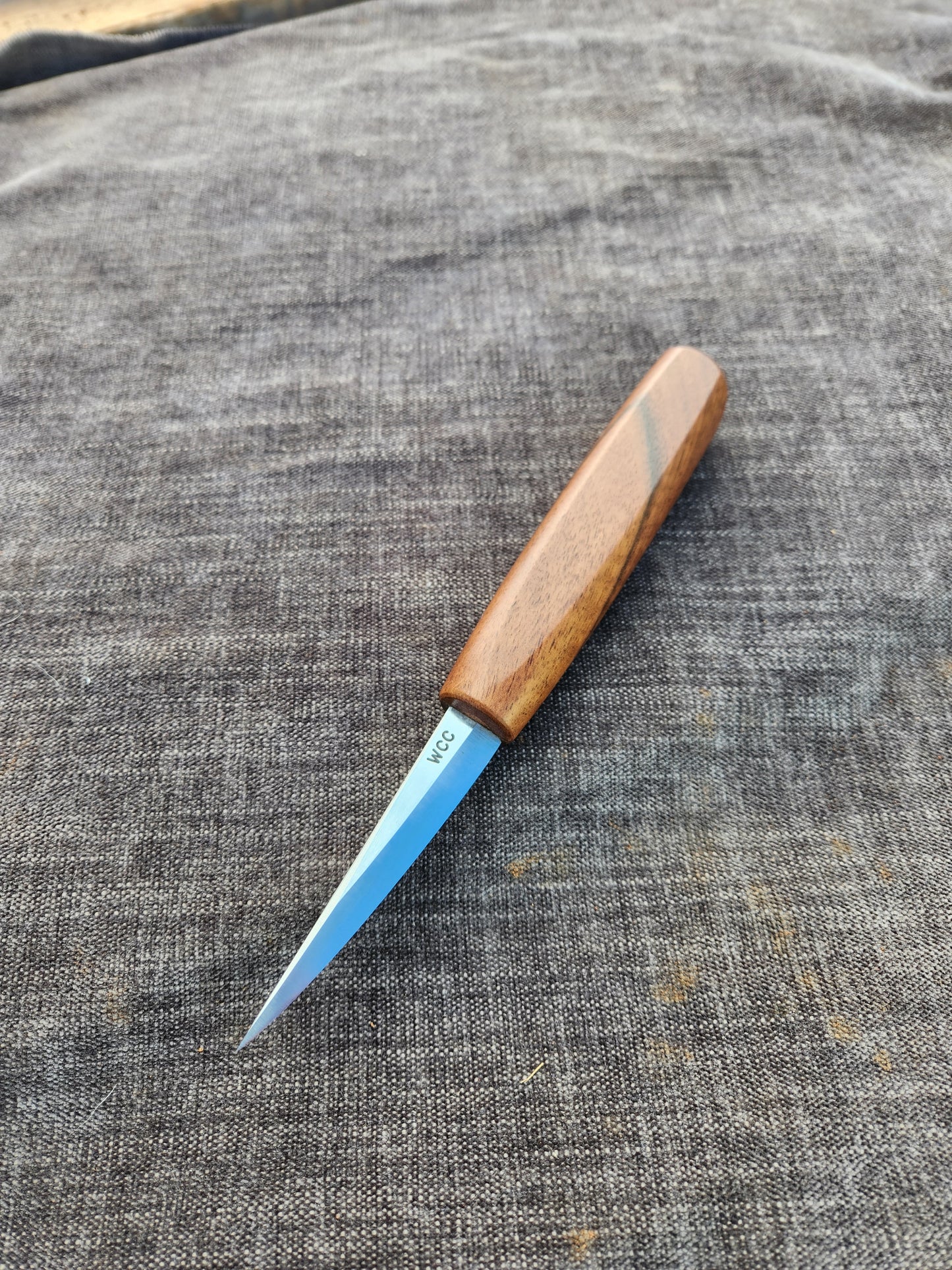 "Valkyrie" 85mm Traditional Sloyd - Turkish Walnut