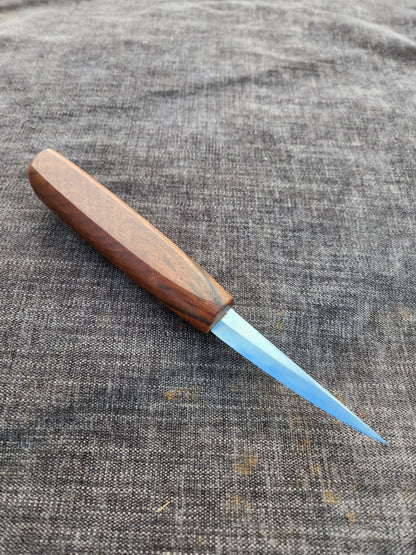 "Valkyrie" 85mm Traditional Sloyd - Turkish Walnut