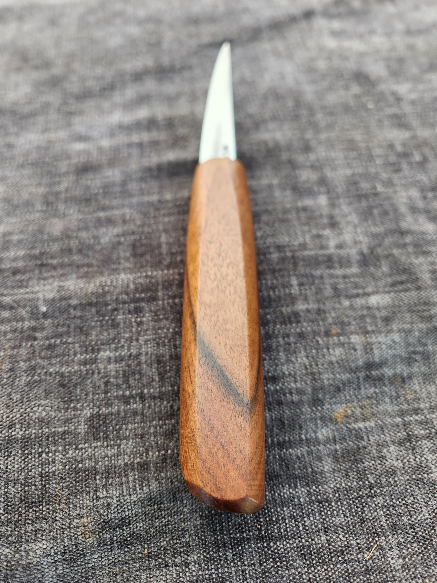 "Valkyrie" 85mm Traditional Sloyd - Turkish Walnut