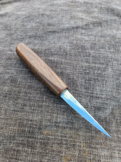 "Valkyrie" 85mm Traditional Sloyd - Turkish Walnut